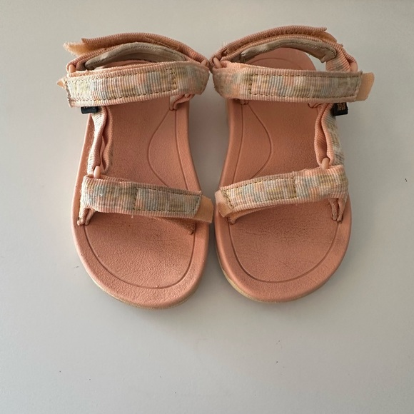 Teva Peach and Cream Strappy Sandals - Picture 1 of 3